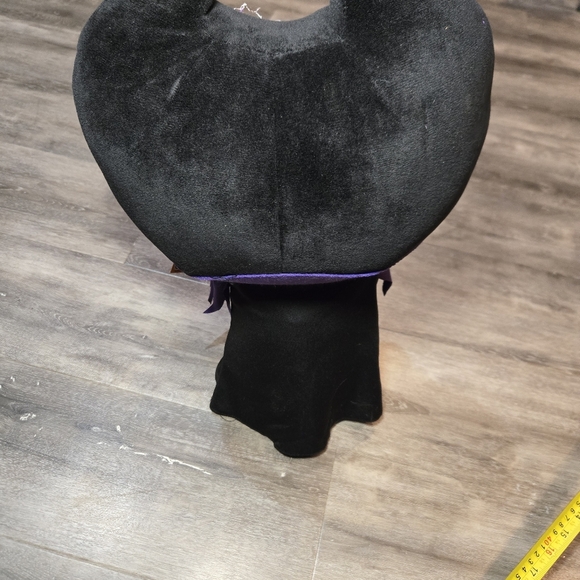 Disney Villains: Maleficent Halloween Greeter “Trick or Treat”‎ nwt - Picture 2 of 14